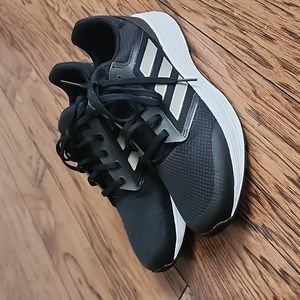 NWT Addidas Cloud Foam